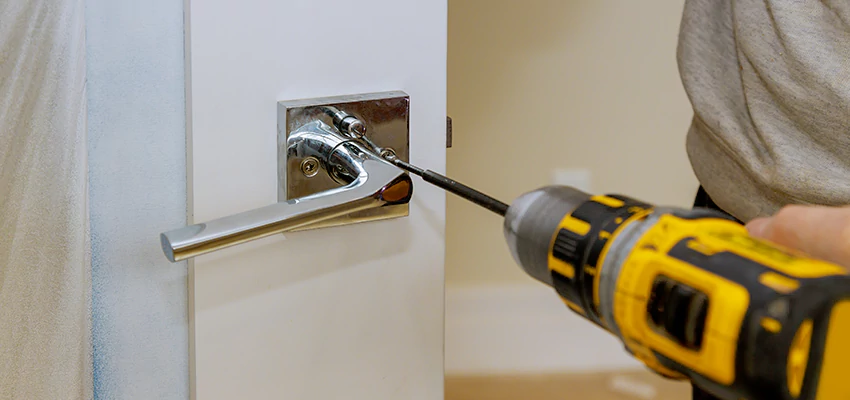 After-hours Locksmith  For Lock Troubleshooting in Huntington Beach, California