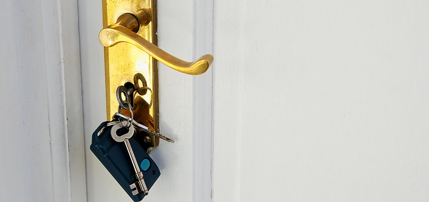 Broken Door Key Extraction in Huntington Beach, CA