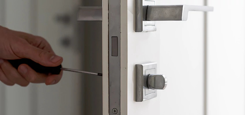 Key Programming Locksmith Open Now in Huntington Beach, California